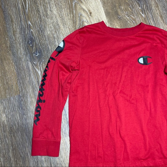 CHAMPION BOYS LONG SLEEVE TEE SHIRT. CHAMPION LOGO ON FRONT AND ARMS - Picture 2 of 6